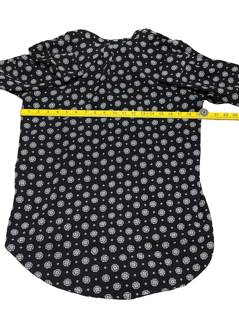Michael Kors Black Long-Sleeve Zip-Front Printed Top - Picture 3 of 6